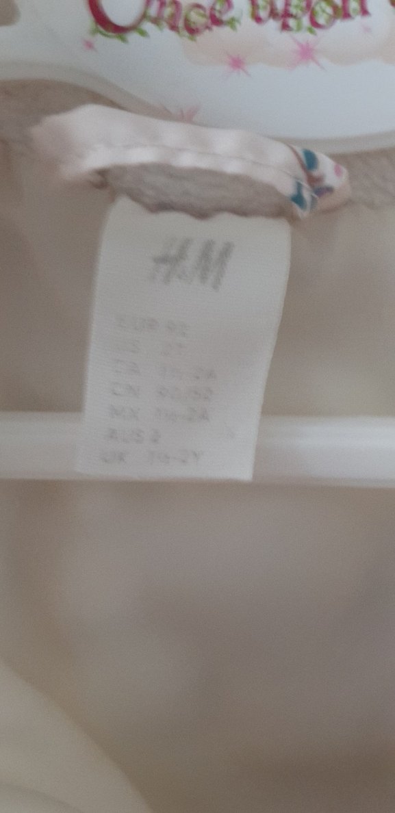 Kız Çocuk Beyaz Düğmeli Yelek - Görsel 3