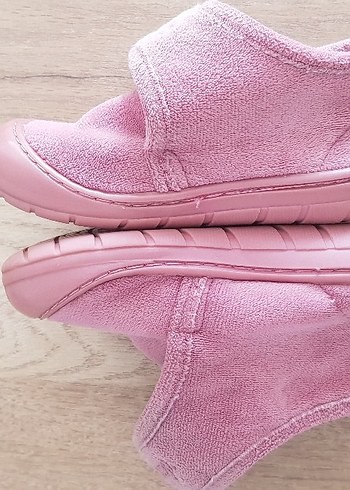 23 Beden Kız Çocuk Pembe Sıcak Terlikler