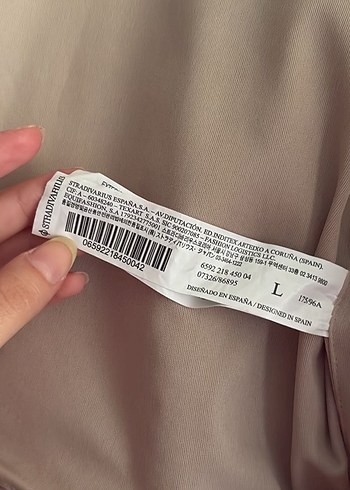 Stradivarius Bej Çizgili Düğmeli Kolsuz Kadın Yelek