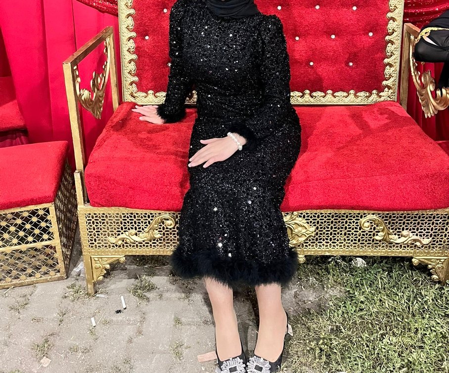 Uzun Kollu Siyah payet İşlemeli Abiye Elbise - Görsel 2