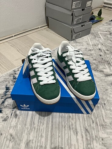 Adidas Campus