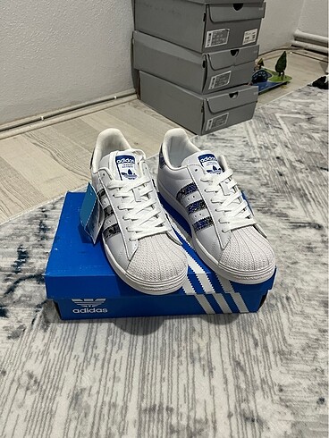 Adidas Süperstar