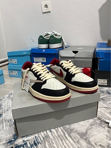 Nike Travis Scott