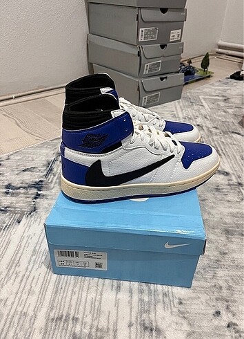 42 Beden mavi Renk Nike Jordan