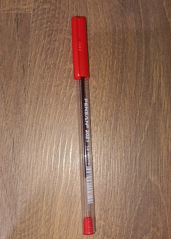 Kırmızı Kapaklı Jel Kalem 16 Tl