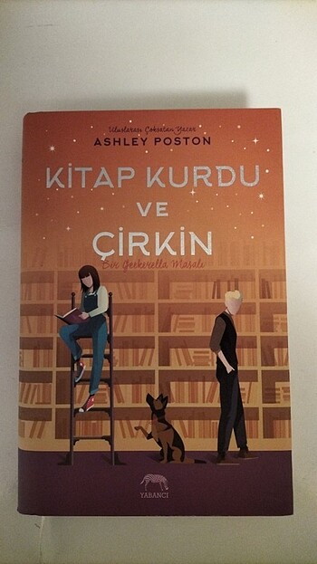 Kitap Kurdu ve Çirkin - Ashley Poston