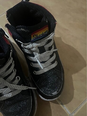 28 Beden Skechers 28 nu