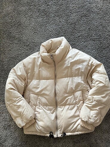 Bershka Şişme Mont