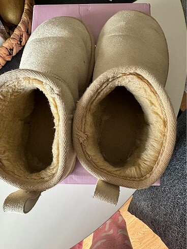 36 Beden ten rengi Renk Nişantaşı Ugg 36 Numara