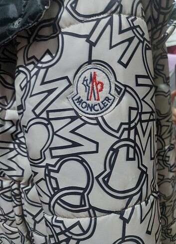 m Beden çeşitli Renk Moncler kadın mont M