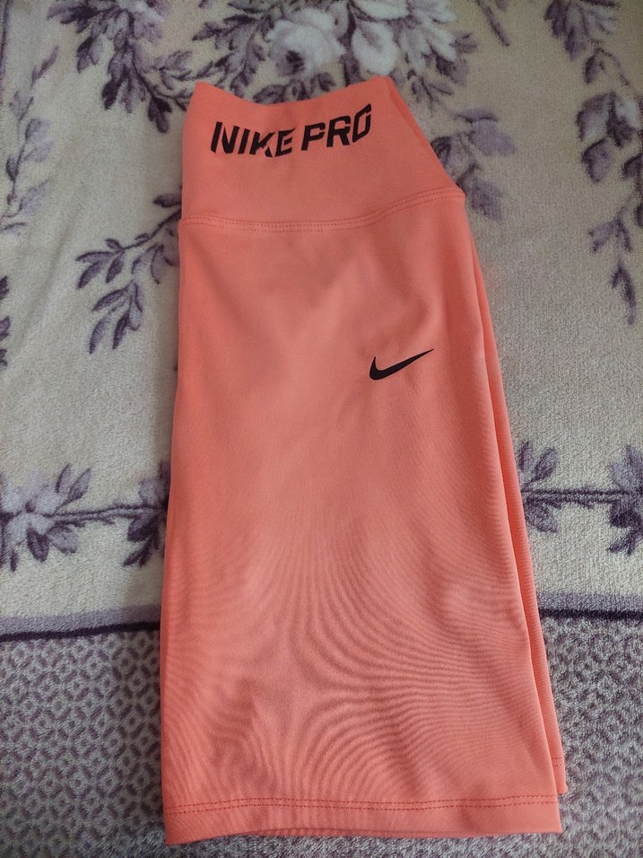 Nike Pro Pembe Mini Spor Şort - Görsel 3