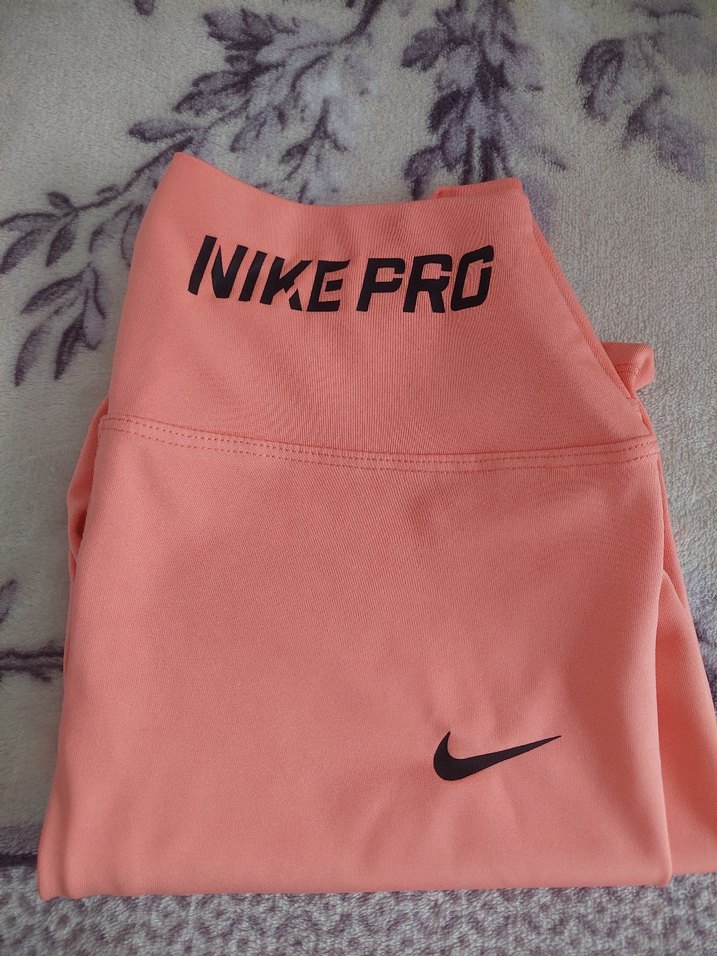 Nike Pro Pembe Mini Spor Şort - Görsel 4