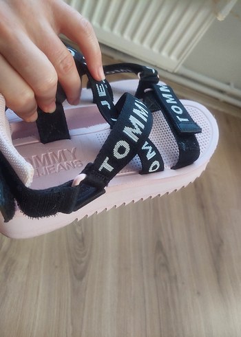 37 Beden Tommy Jeans Kadın Pembe Elastik Bantlı Sandalet