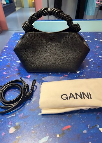 Diğer Ganni Bou Bag Grained Buyuk Boy