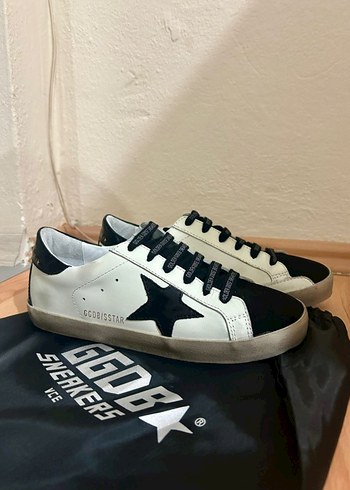 Siyah-Beyaz Dolgu Topuklu Spor Ayakkabı - Görsel 4