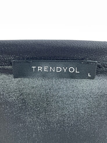 l Beden siyah Renk Trendyol & Milla Bluz %70 İndirimli.