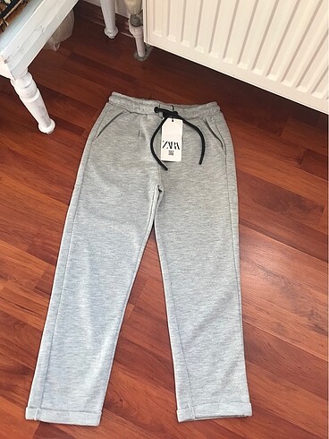 8 Yaş Beden Zara gıri renk erkek çocuk pantolonu pamuklu pike kumaş