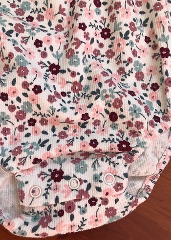 Pastel Pembe Çiçekli Bebek Tulum - Görsel 4