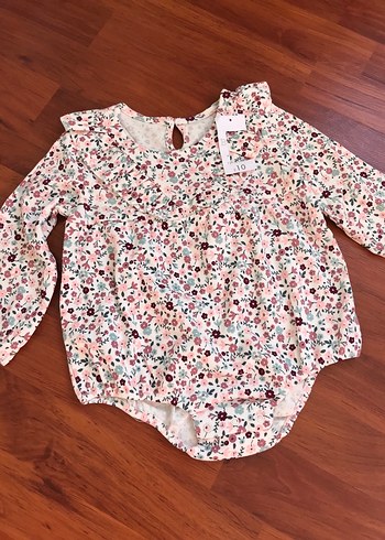 Pastel Pembe Çiçekli Bebek Tulum - Görsel 3