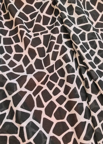 Kadın Siyah Beyaz Desenli İnce Şal - Görsel 6