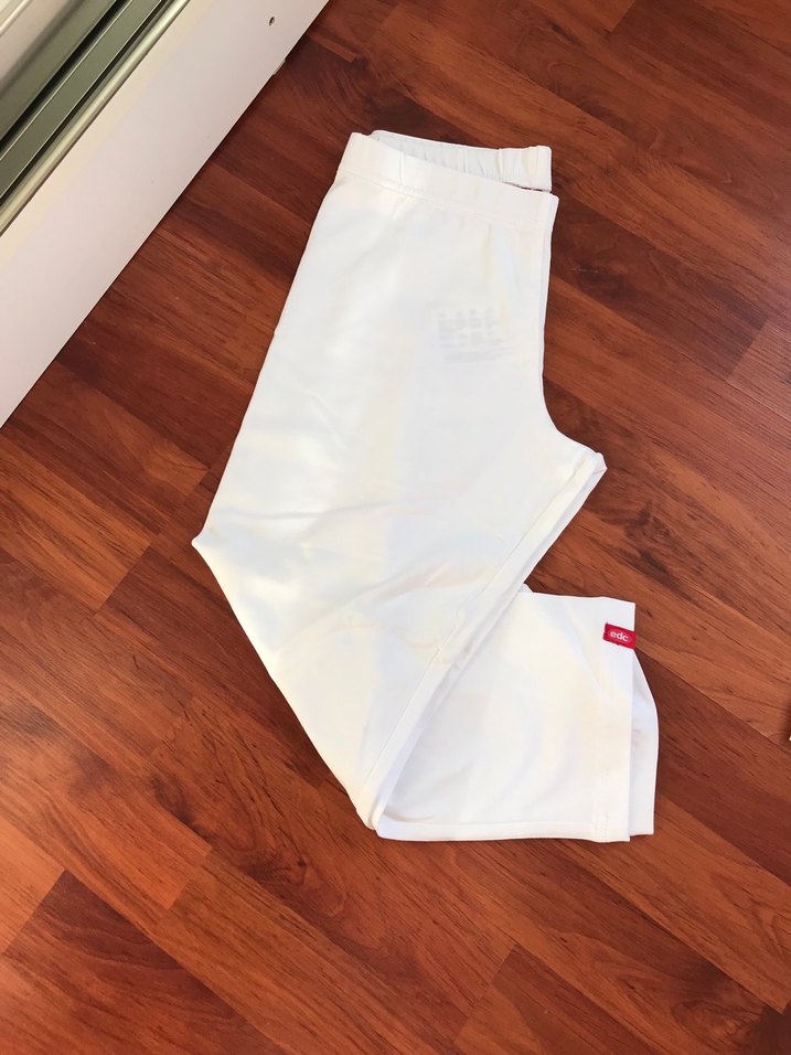 Beyaz lastikli dizaltı kısa tayt - Görsel 5