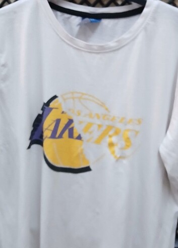 Lakers. TISORT
