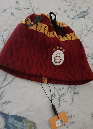 Galatasaray şapka
