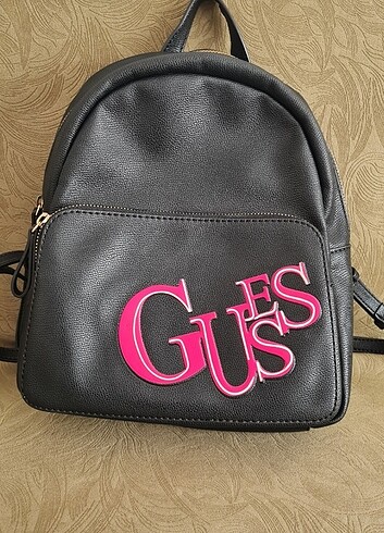 Guess Sırt Çantası
