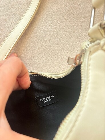  Beden Pull&Bear çanta