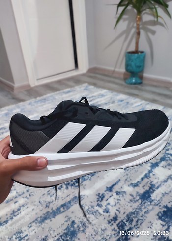 Adidas Erkek Siyah-Beyaz Spor Ayakkabı