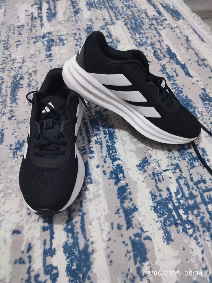 Adidas Erkek Siyah-Beyaz Spor Ayakkabı - Görsel 2