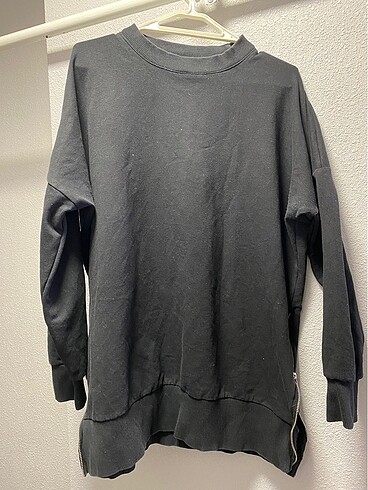 Sweatshir