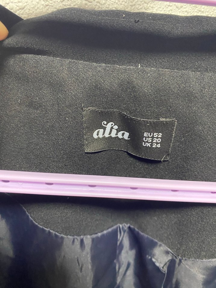 Düğmeli Siyah Kadın Ceket - Görsel 4