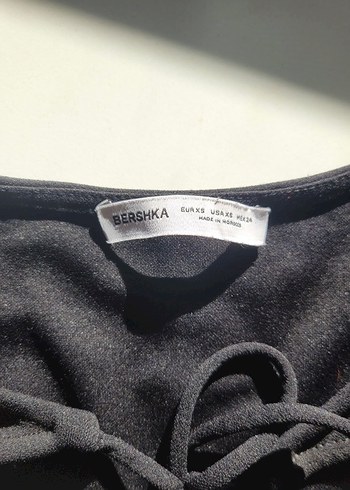 Siyah Fiyonk Detaylı Halter Yaka Mini Bluz - Görsel 3