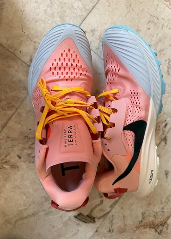 Nike Air Zoom Terra Kiger 9