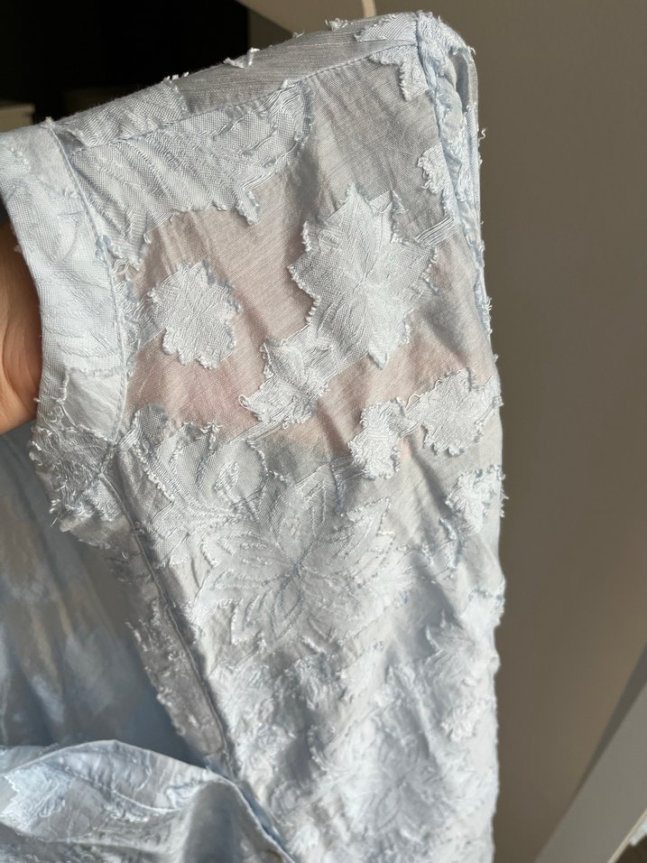 Zara Düğmeli V Yaka Uzun Kollu Keten Gömlek - Görsel 4