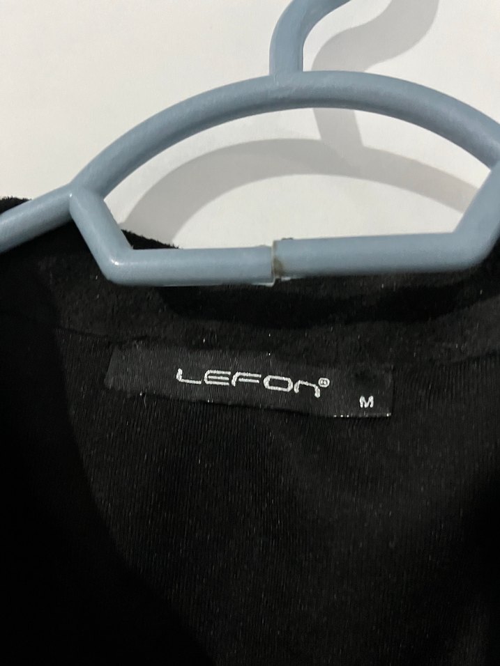 Siyah Beyaz  Uzun Kürklü Kadın Yelek - Görsel 2