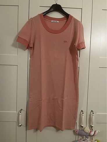 Lacoste elbise
