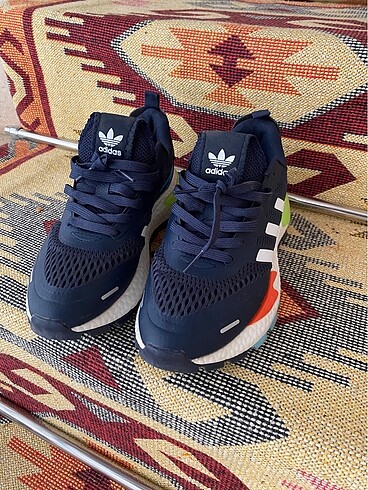 Bayram Şekeri Adidas