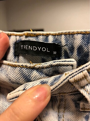 Trendyolmilla paça detay jean - Görsel 4