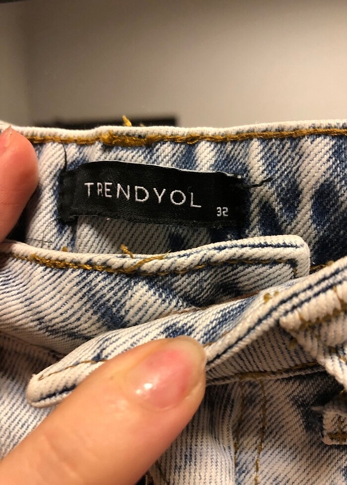 Trendyolmilla paça detay jean - Görsel 4