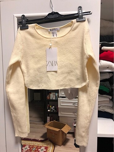 Zara triko taşlı crop