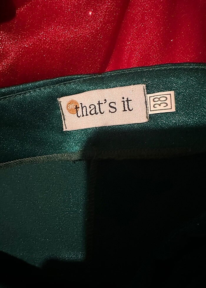 Yeşil saten abiye elbise - Görsel 3