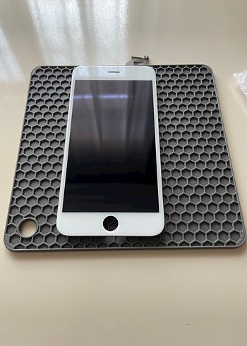 iPhone 6s Plus ekran test edildi