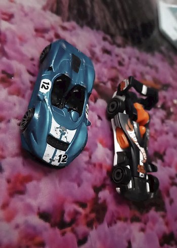 Mavi ve Siyah Mini Yarış Arabaları Oyuncak - Görsel 2