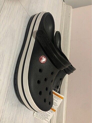 Crocs terlik