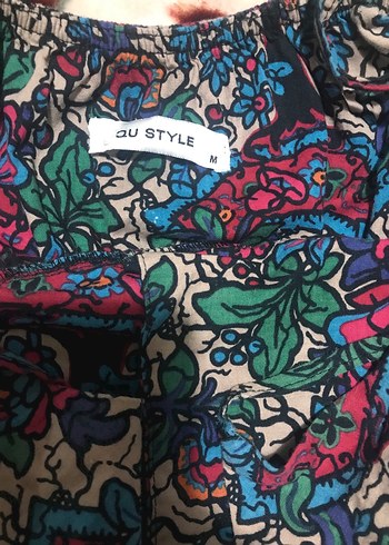 Desenli V Yakalı Elbise - Görsel 4