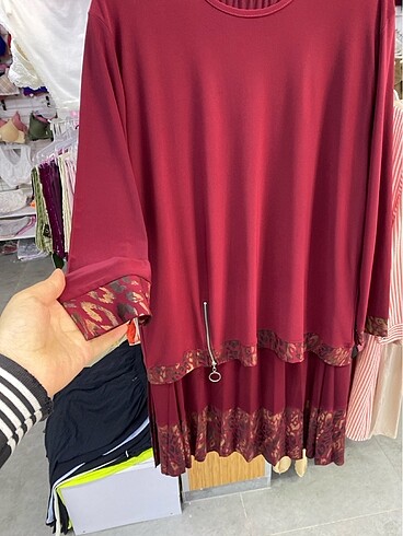 52 Beden bordo Renk Etekli takım