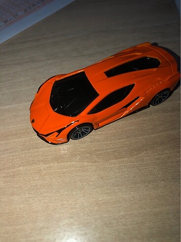 Hot Wheels lamborghni sian fkp 37