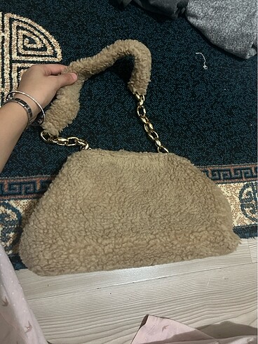 Peluş çanta